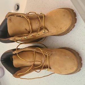 Timberland size 4